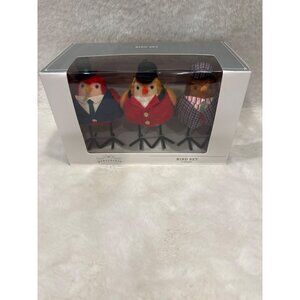 Wondershop Bird Set 3 Count Felt Decor With Hats & Suits Christmas-Themed Figure